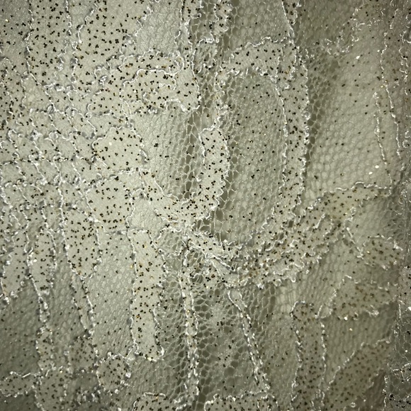 Cream halter dress w/ gold sparkles & floral lace - Picture 4 of 7